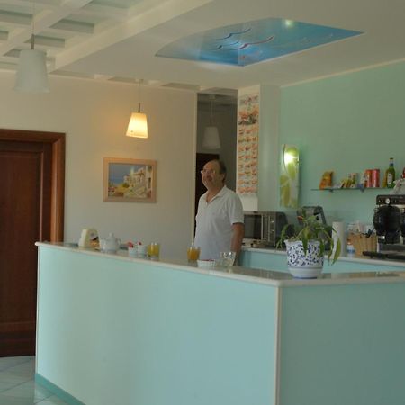 Larus Hotel Sangineto Buitenkant foto