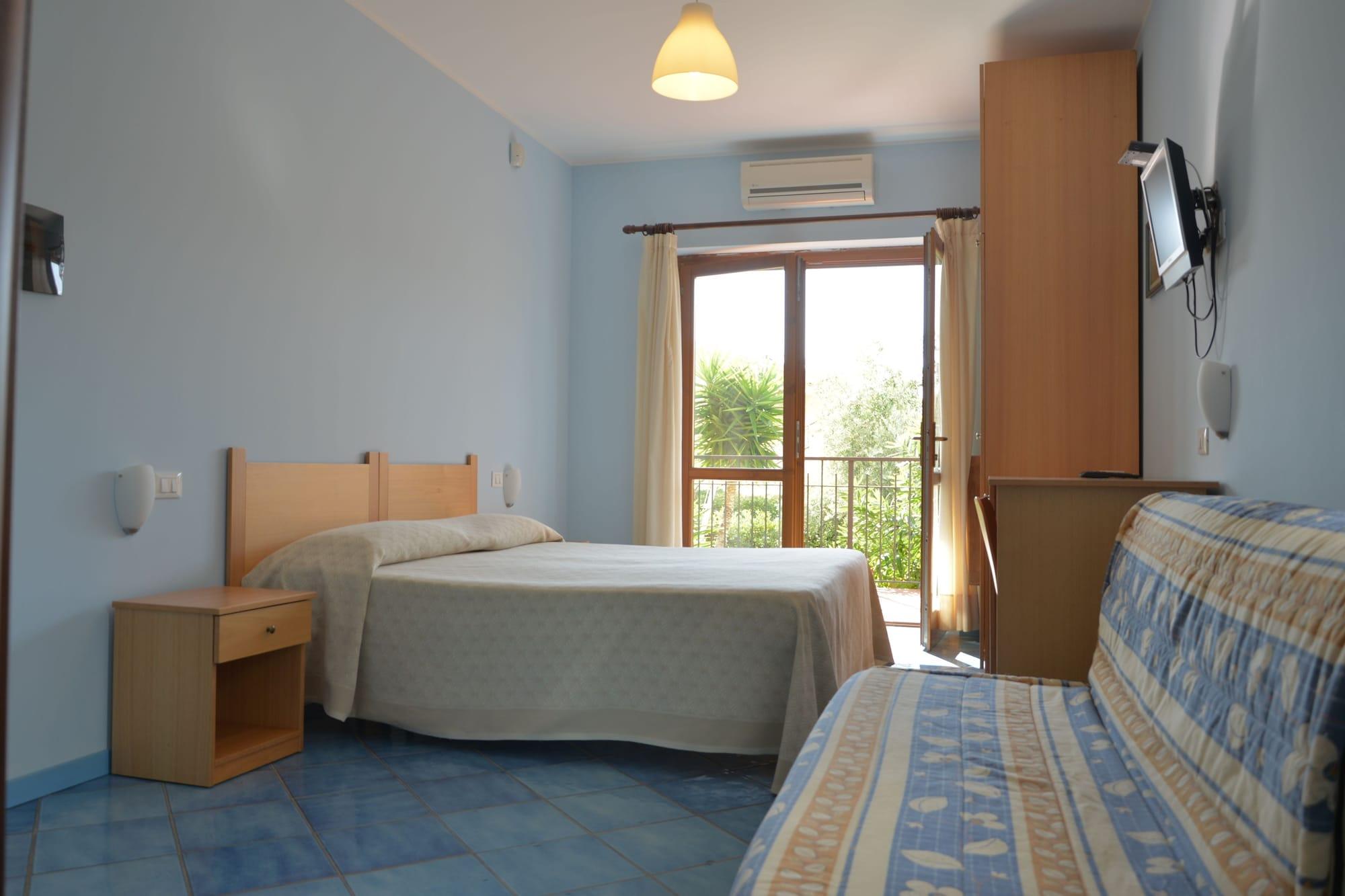 Larus Hotel Sangineto Buitenkant foto