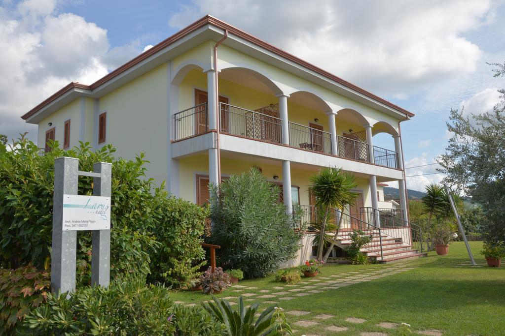 Larus Hotel Sangineto Buitenkant foto