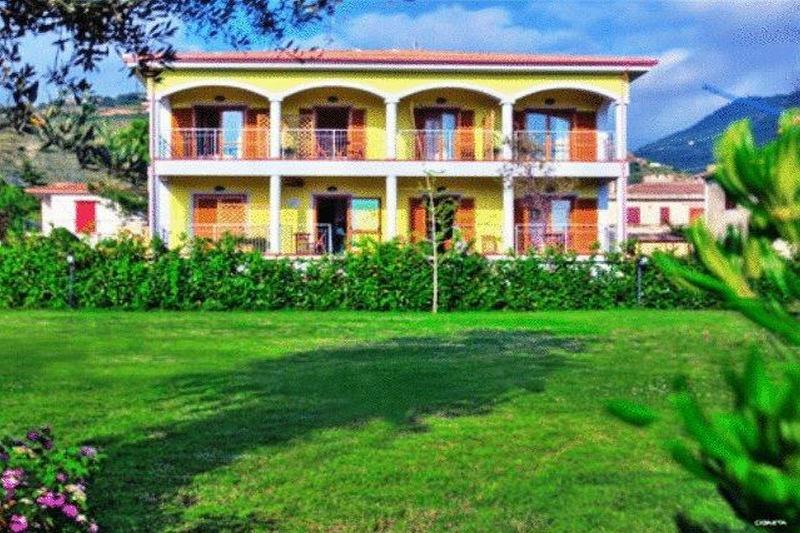 Larus Hotel Sangineto Buitenkant foto