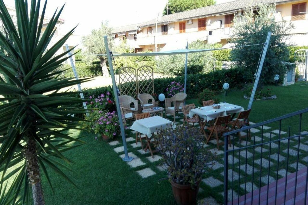 Larus Hotel Sangineto Buitenkant foto