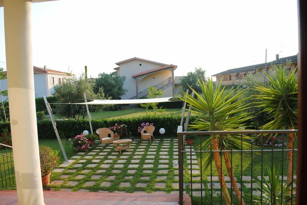 Larus Hotel Sangineto Buitenkant foto
